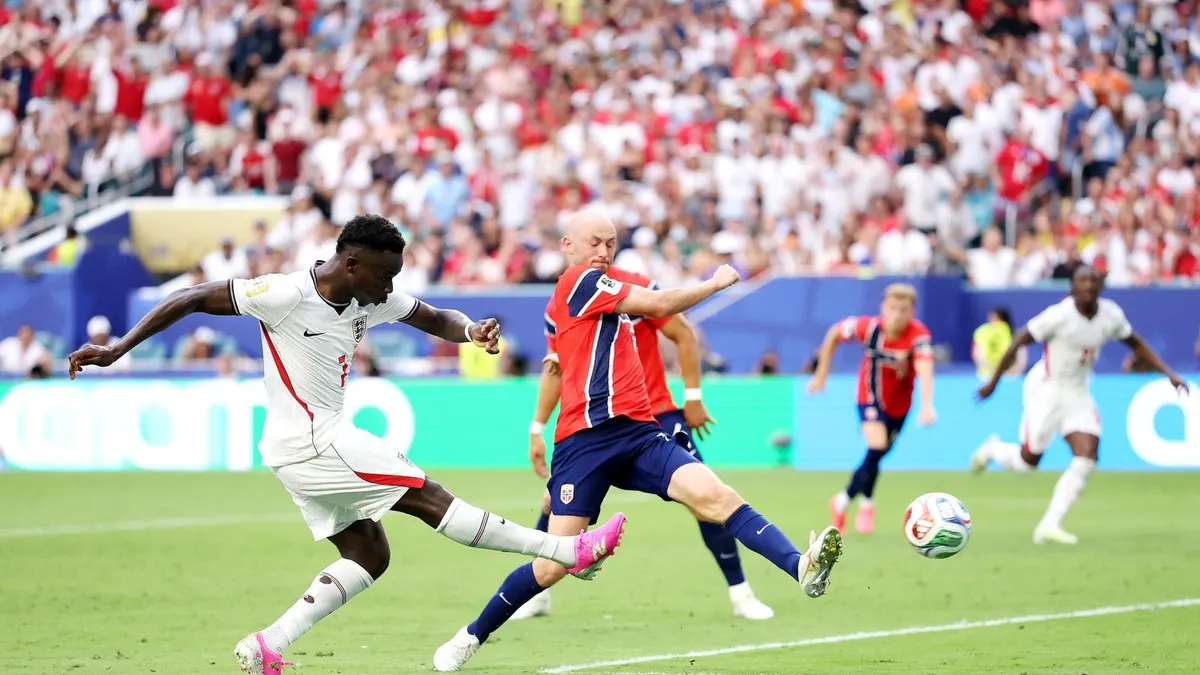 Bukayo Saka thi đấu cho England tại World Cup 2026