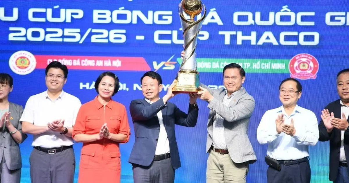 Ảnh từ VietnamPlus về trận Siêu Cúp Quốc gia 2025/26 giữa CAHN và CA TPHCM
