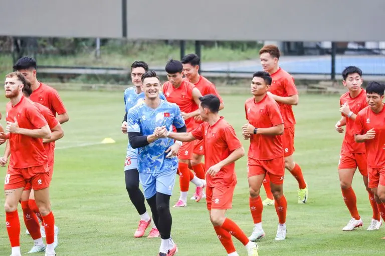 Ảnh minh họa từ VFF về buổi tập trở lại của ĐT Việt Nam trước trận chung kết lượt về