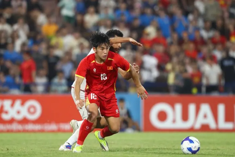 Hình ảnh trận đấu giữa U20 Việt Nam và U20 Iran ở lượt cuối bảng C Vòng loại U20 châu Á 2027