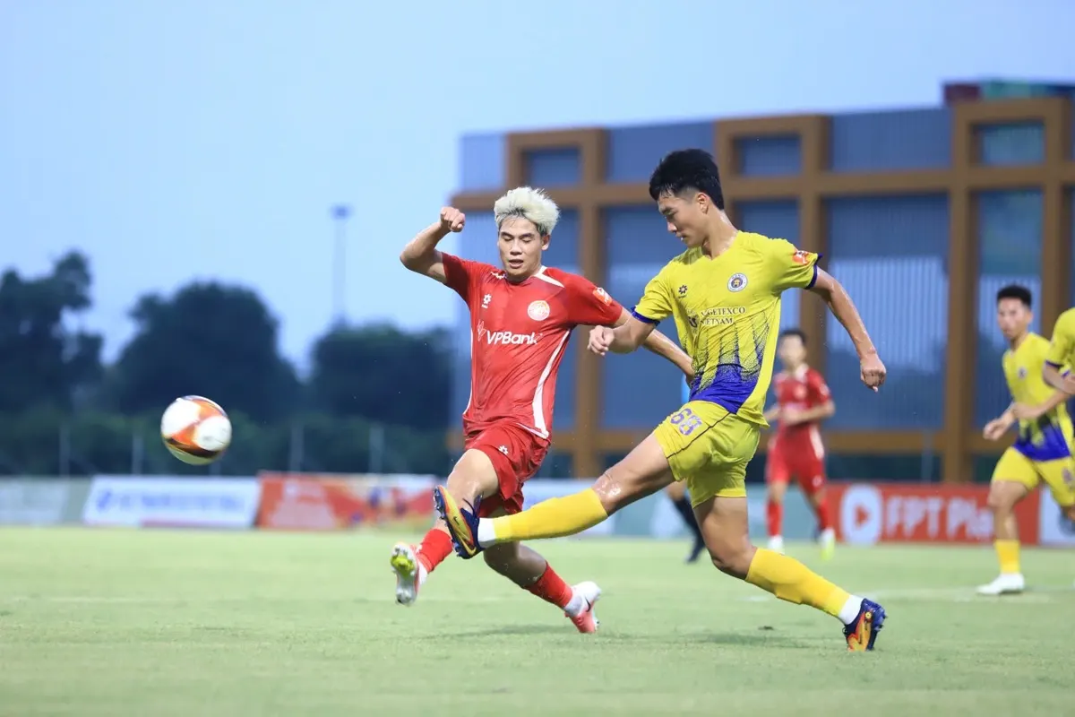 Cầu thủ thi đấu trong lượt trận mở màn VCK U21 Quốc gia 2026
